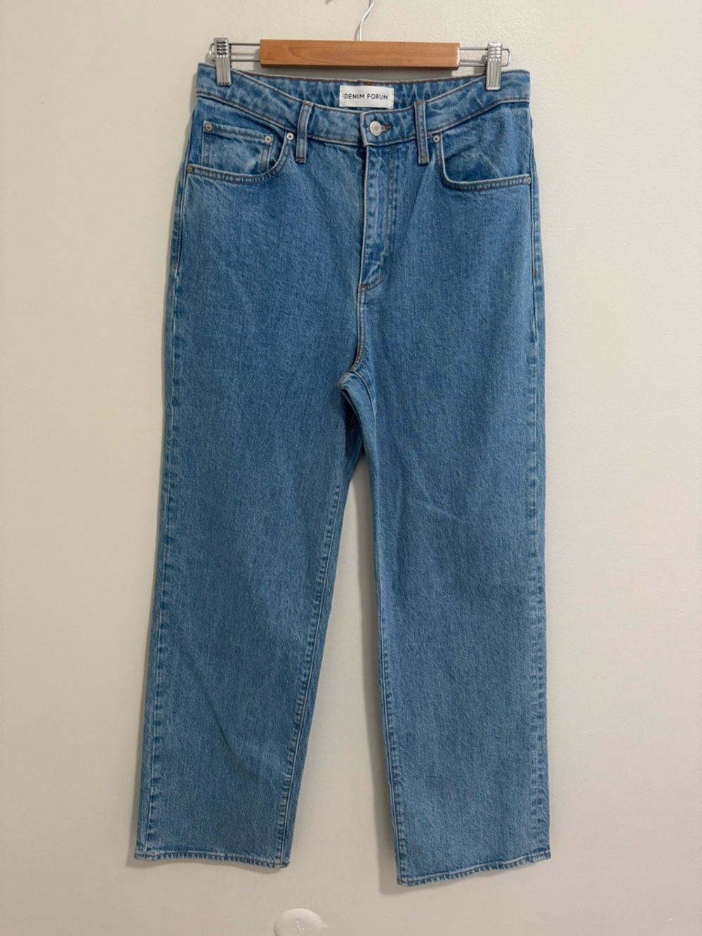 Aritzia Denim Forum Straight Leg Jeans